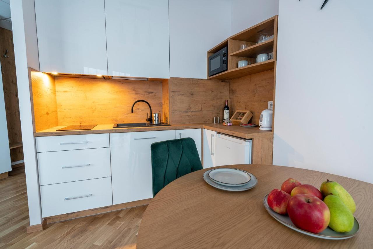 Apartamenty Wola Tower Warsaw Ngoại thất bức ảnh