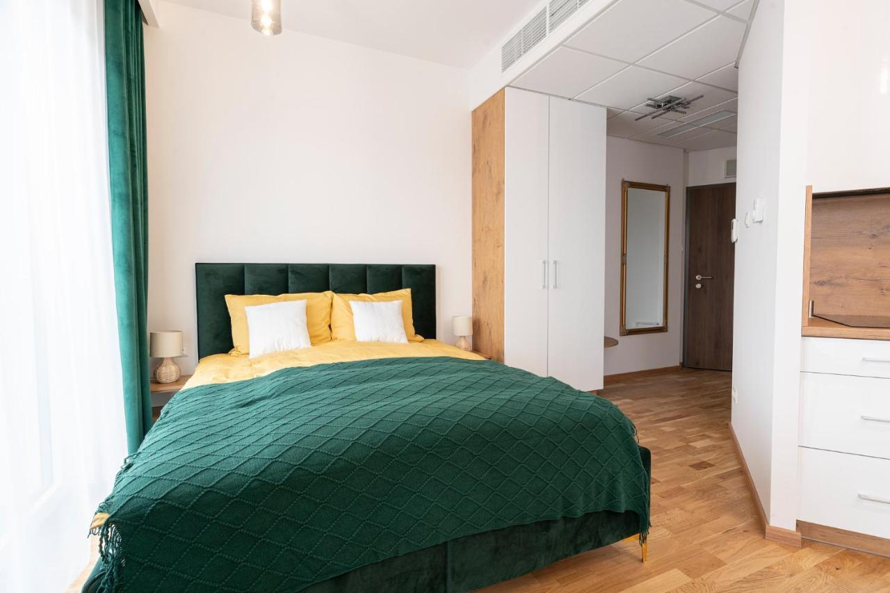 Apartamenty Wola Tower Warsaw Ngoại thất bức ảnh