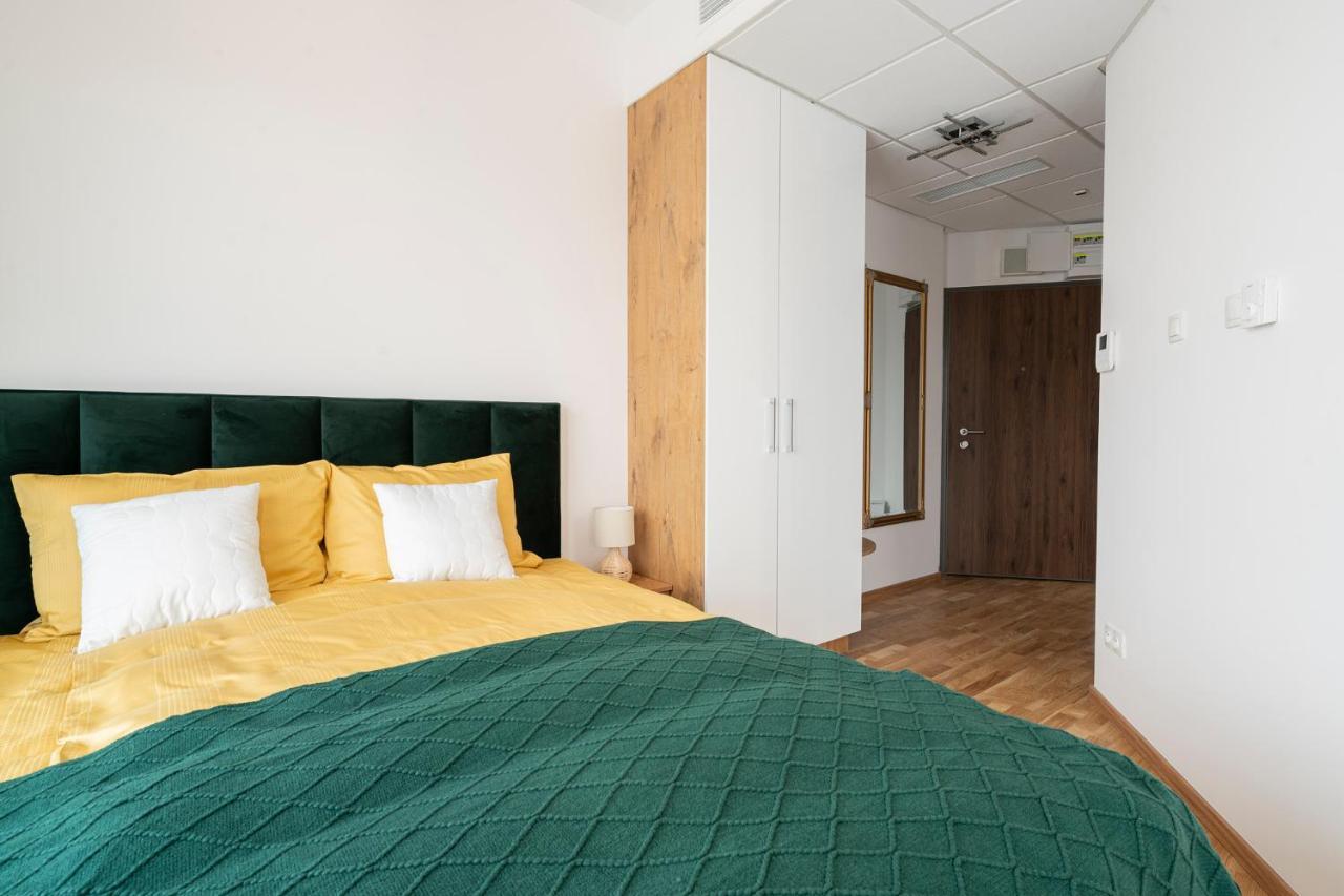 Apartamenty Wola Tower Warsaw Ngoại thất bức ảnh