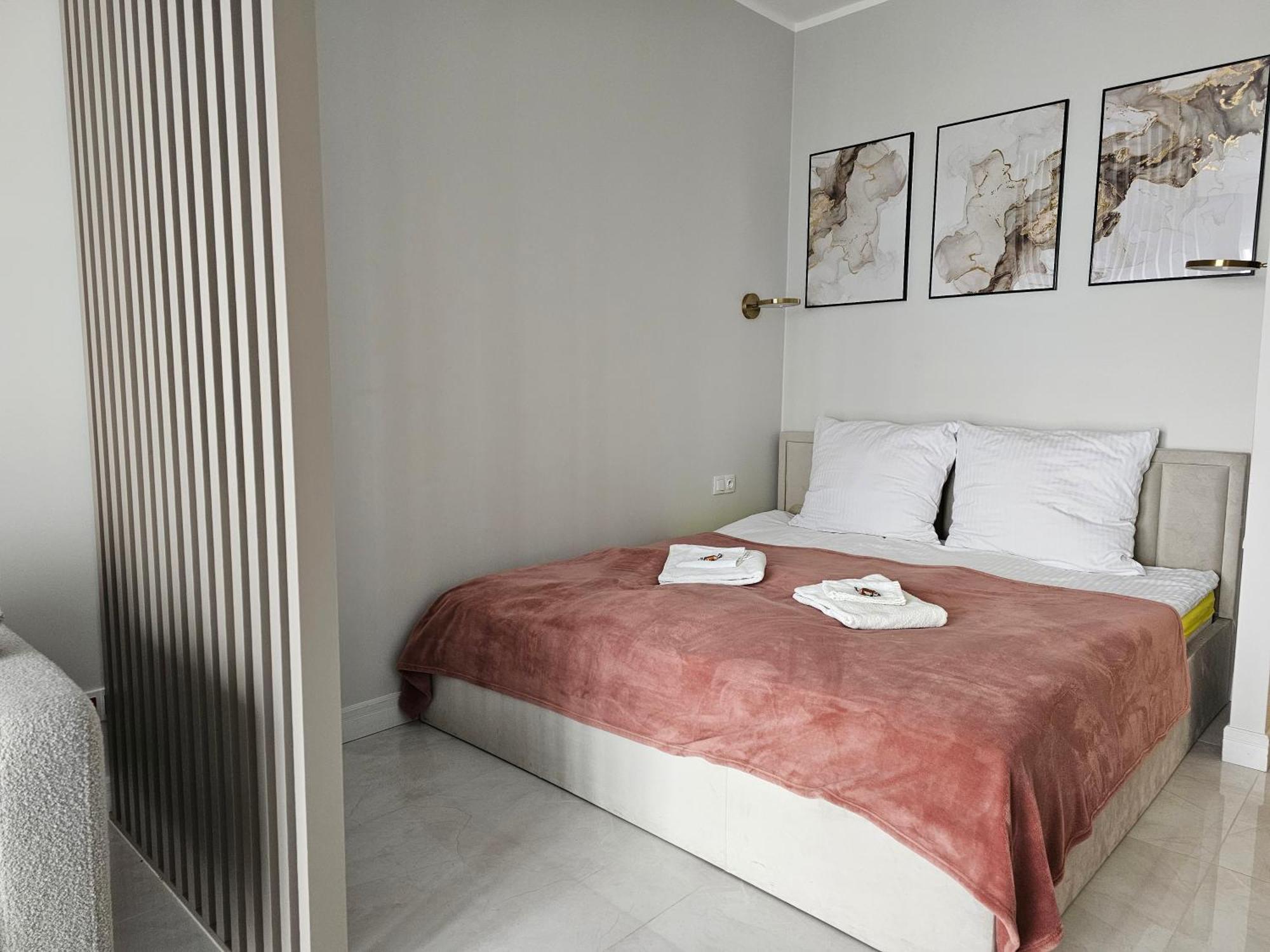 Apartamenty Wola Tower Warsaw Ngoại thất bức ảnh