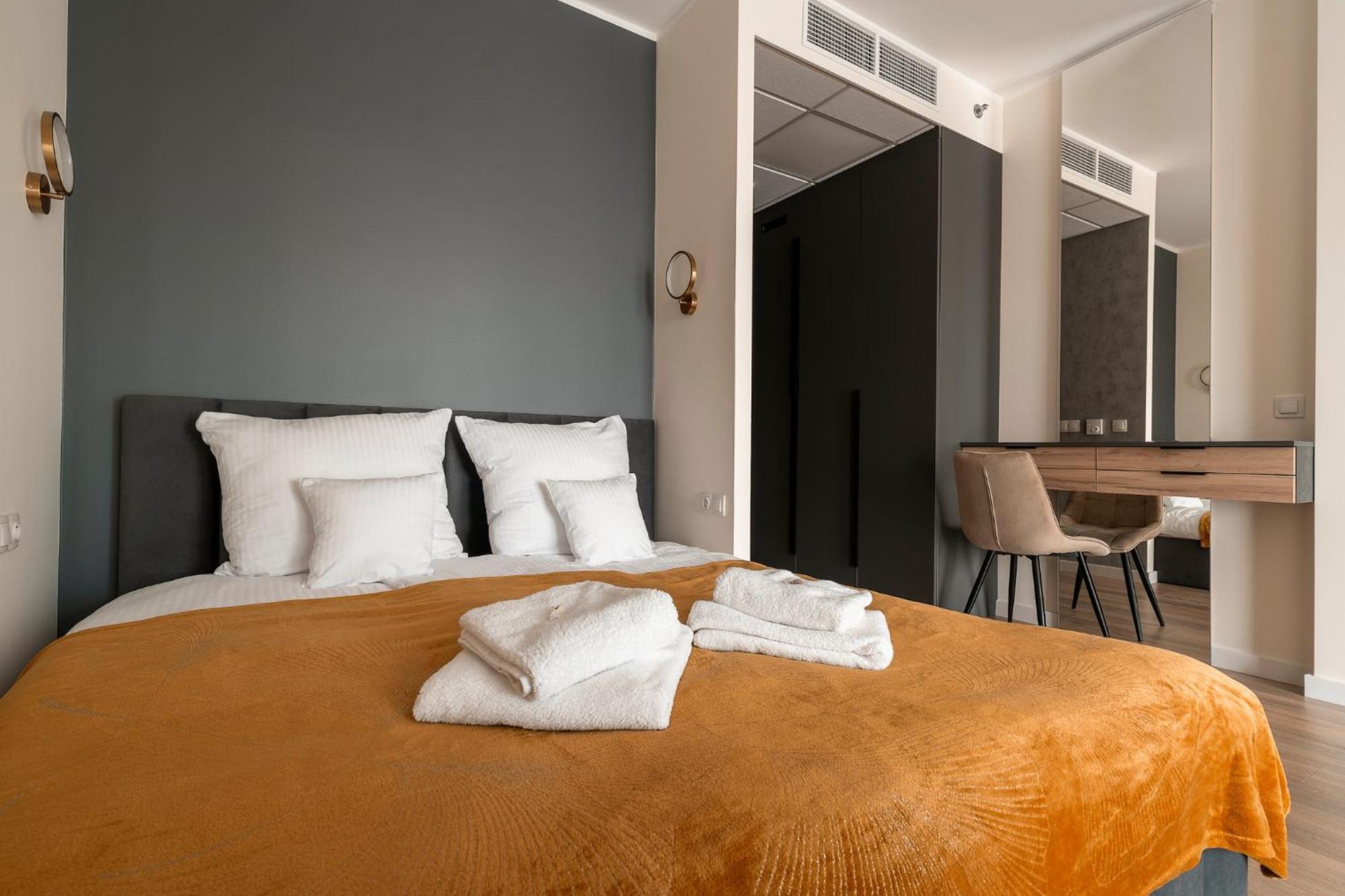 Apartamenty Wola Tower Warsaw Ngoại thất bức ảnh