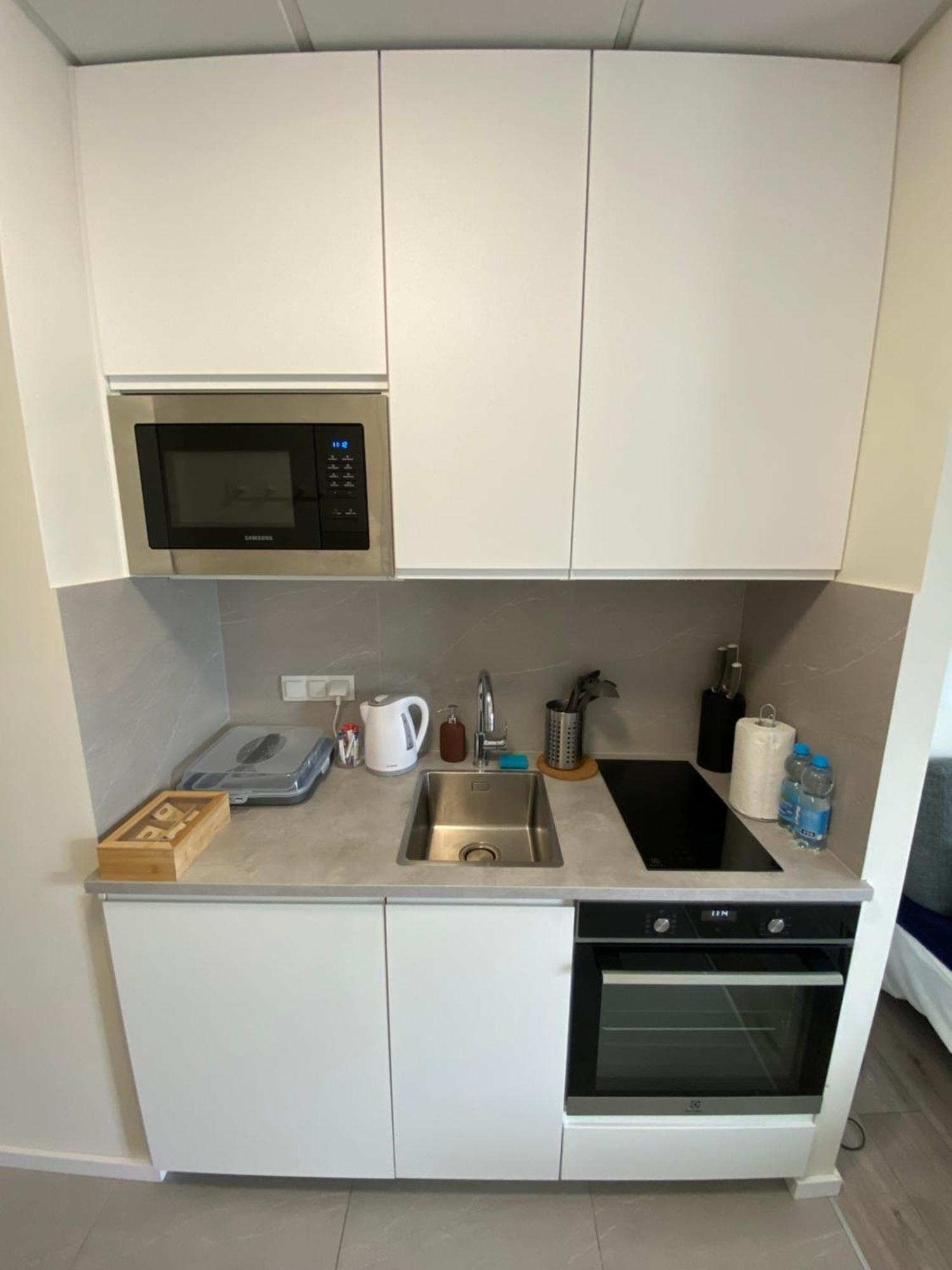 Apartamenty Wola Tower Warsaw Ngoại thất bức ảnh