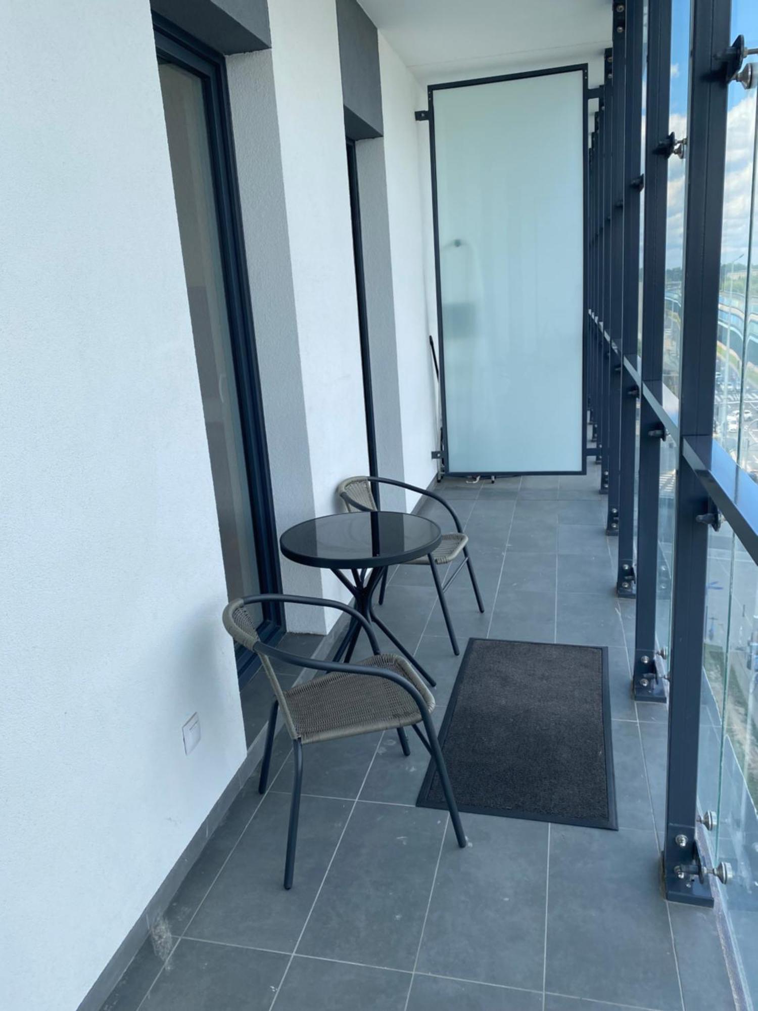 Apartamenty Wola Tower Warsaw Ngoại thất bức ảnh