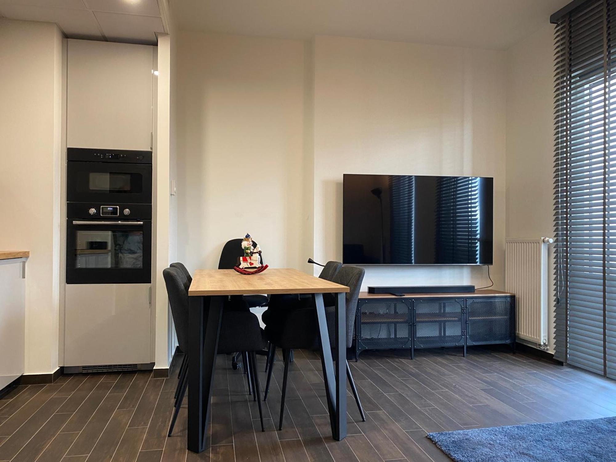 Apartamenty Wola Tower Warsaw Ngoại thất bức ảnh